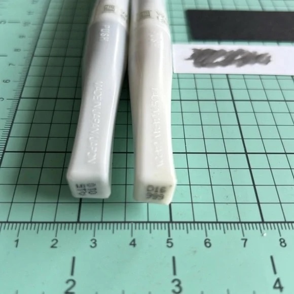 Bundle of accent inks for art craft supply - Picture 2 of 11